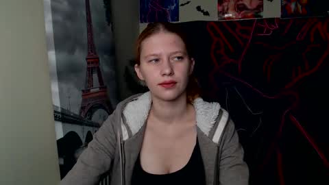 Snapshot of crystalgirl__ chatting on 14, 10, 2025 Stella online show from 14, 10, 2025