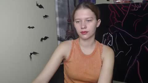 Snapshot of crystalgirl__ chatting on 8, 11, 2025 Stella online show from 8, 11, 2025