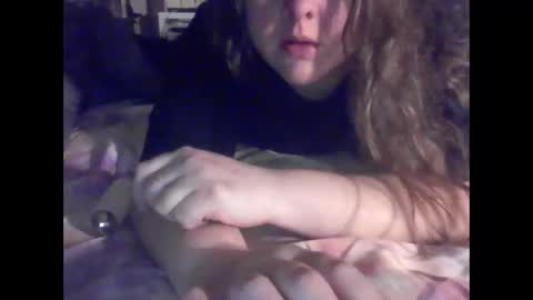 Snapshot of crystalizzzee chatting on 21, 2, 2026 Herekittykitty69 online show from 21, 2, 2026