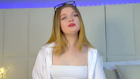 Crystal online show from 11, 12, 2024