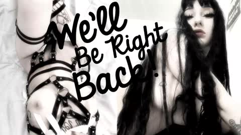 Sasha    Make me moan with patterns   good music here  online show from 21, 12, 2025