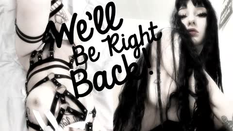 Sasha    Make me moan with patterns   good music here  online show from 9, 3, 2026