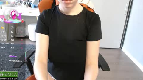 Snapshot of crystalyss chatting on 16, 3, 2026 Lia online show from 16, 3, 2026