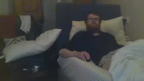 Snapshot of cs014g8493 chatting on 16, 1, 2025 chris online show from 16, 1, 2025