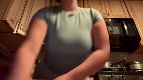 Thick Cuban Laz online show from 7, 4, 2026