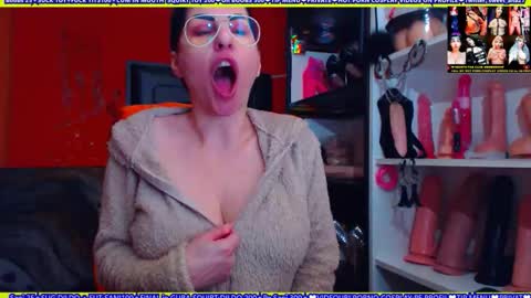 Snapshot of cuminmenowbby chatting on 5, 2, 2026 cuminmenowbby online show from 5, 2, 2026