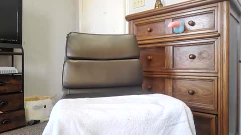 Snapshot of cummfights chatting on 12, 12, 2024 Charlie Mitchell   online show from 12, 12, 2024