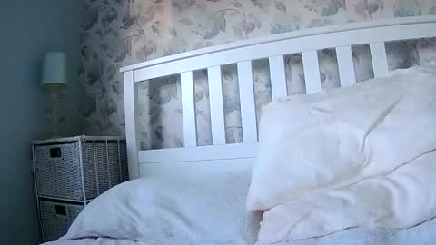 Snapshot of cumovermexxxxx chatting on 17, 11, 2025 cumovermexxxxx online show from 17, 11, 2025