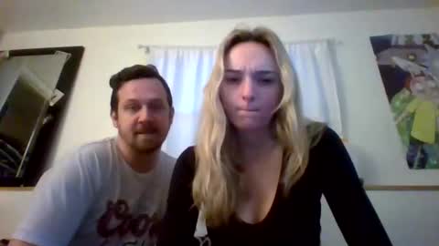 Snapshot of cumplaywithuslive chatting on 19, 10, 2025 cumplaywithuslive online show from 19, 10, 2025