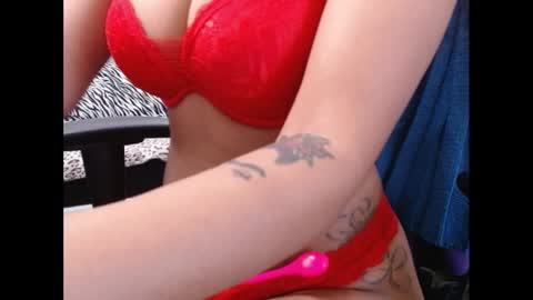 Nia Reese online show from 16, 1, 2026