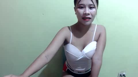 Snapshot of cumwhore4uxox chatting on 5, 11, 2025 cumwhore4uxox online show from 5, 11, 2025