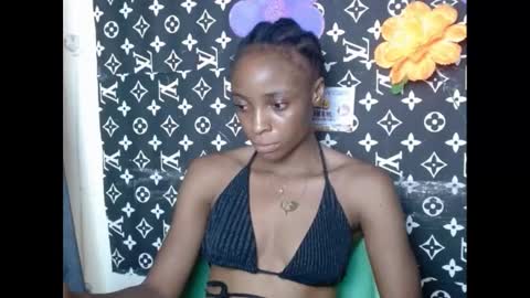 Snapshot of cupidxdoll chatting on 8, 2, 2025 cupidxdoll online show from 8, 2, 2025