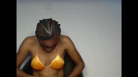 Snapshot of cupidxdoll chatting on 9, 10, 2025 cupidxdoll online show from 9, 10, 2025