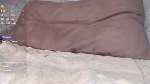 Snapshot of cuponette chatting on 16, 11, 2025 Jessy online show from 16, 11, 2025