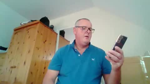 Snapshot of curiousax77 chatting on 22, 10, 2025 curiousax77 online show from 22, 10, 2025