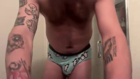 Snapshot of curiousbwcc chatting on 14, 11, 2025 curiousbwcc online show from 14, 11, 2025