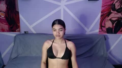 Snapshot of curly_dani chatting on 4, 11, 2025 curly_dani online show from 4, 11, 2025