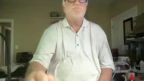 Snapshot of curo69 chatting on 14, 10, 2025 ALAN online show from 14, 10, 2025