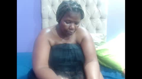 curveychubbyzoe online show from 15, 12, 2025