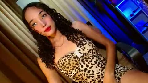 Snapshot of curybb_hanna19 chatting on 30, 10, 2025 BBY CURLYHANNA online show from 30, 10, 2025