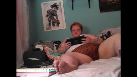 Snapshot of custommuffin chatting on 26, 2, 2026 Roshietank online show from 26, 2, 2026