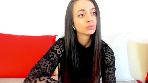 cute_angel95 online show from 25, 1, 2025