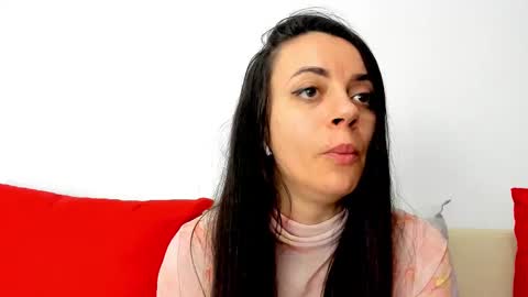 cute_angel95 online show from 24, 2, 2025