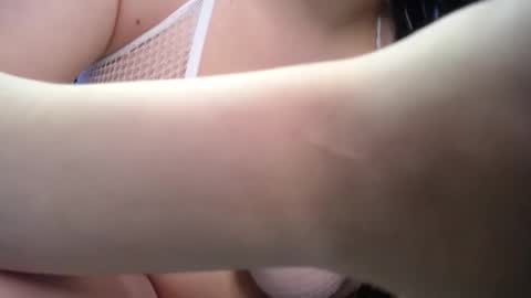 cute_angel_1 online show from 22, 9, 2025