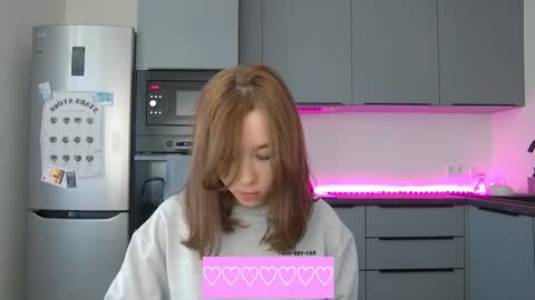 Snapshot of cute_beauty chatting on 21, 10, 2025 Amanda online show from 21, 10, 2025