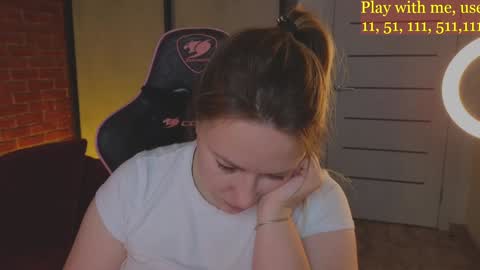 Everyday stream in the same time online show from 4, 12, 2024