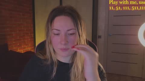 Everyday stream in the same time online show from 8, 12, 2024
