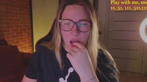 Everyday stream in the same time online show from 12, 12, 2024