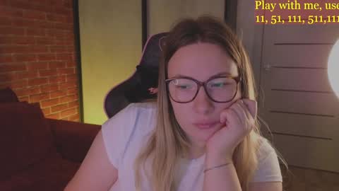 Everyday stream in the same time online show from 12, 12, 2024