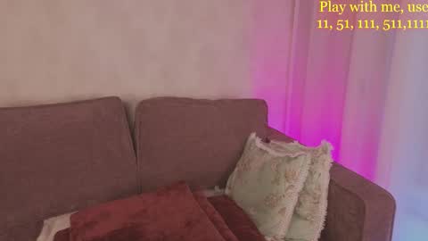 Everyday stream in the same time online show from 19, 9, 2025