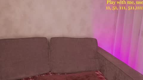 Everyday stream in the same time online show from 17, 10, 2025