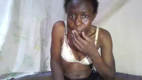 cute_divah4 online show from 7, 10, 2025
