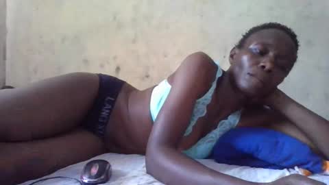 Snapshot of cute_divah4 chatting on 21, 11, 2025 cute_divah4 online show from 21, 11, 2025