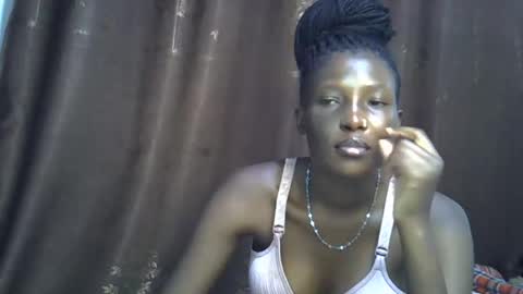 Snapshot of cute_emmy1 chatting on 3, 11, 2025 cute_emmy1 online show from 3, 11, 2025