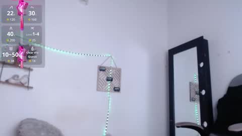 Cute horny1 online show from 3, 10, 2025