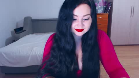 cute_jes online show from 24, 12, 2024