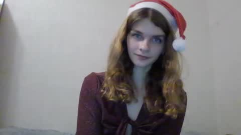 cute_kitte online show from 25, 12, 2024