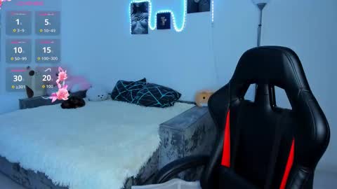 Emily online show from 4, 11, 2025