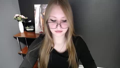 Veronica online show from 13, 3, 2026