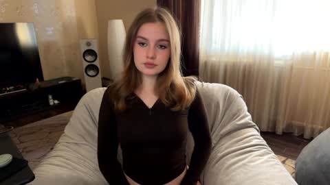 Ksenya online show from 10, 3, 2025