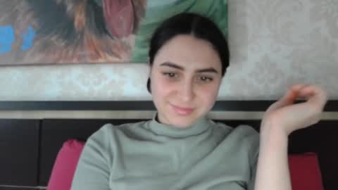 cute_strawberry_ online show from 8, 2, 2025