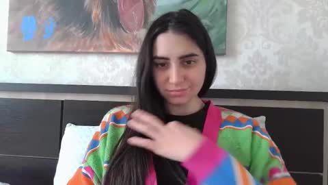 cute_strawberry_ online show from 21, 2, 2025