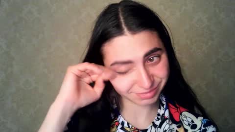 Snapshot of cute_strawberry_ chatting on 23, 10, 2025 cute_strawberry_ online show from 23, 10, 2025