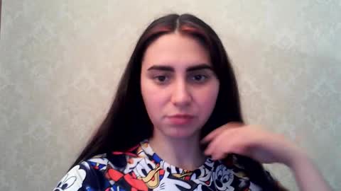 Snapshot of cute_strawberry_ chatting on 5, 11, 2025 cute_strawberry_ online show from 5, 11, 2025
