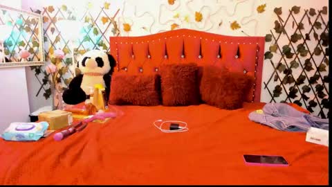 cute_zoe1 online show from 18, 9, 2025