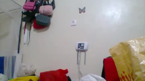 Snapshot of cuteallianah07 chatting on 28, 9, 2025 cuteallianah07 online show from 28, 9, 2025